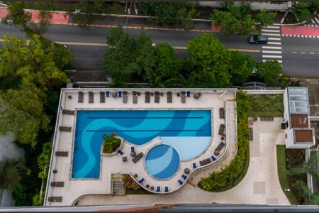 Apartamento à venda com 60m², 2 quartos e 2 vagas Apartamento à venda com 60m², 2 quartos e 2 vagasÁrea comum - Piscina