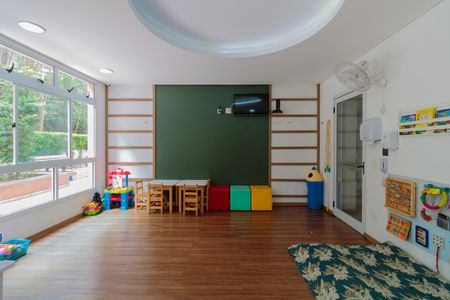 Apartamento à venda com 60m², 2 quartos e 2 vagas Apartamento à venda com 60m², 2 quartos e 2 vagasÁrea comum - Brinquedoteca