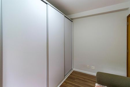 Apartamento à venda com 60m², 2 quartos e 2 vagas Apartamento à venda com 60m², 2 quartos e 2 vagasQuarto