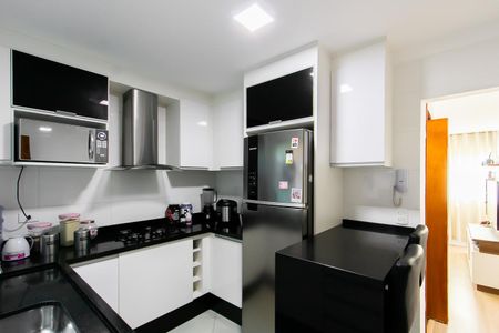 Casa de condomínio à venda com 60m², 2 quartos e 1 vaga Casa de condomínio à venda com 60m², 2 quartos e 1 vagaCozinha