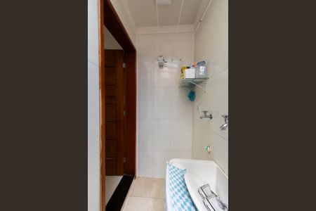 Casa de condomínio à venda com 60m², 2 quartos e 1 vaga Casa de condomínio à venda com 60m², 2 quartos e 1 vagaArea de