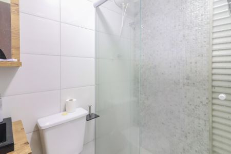 Apartamento à venda com 64m², 3 quartos e 1 vaga Apartamento à venda com 64m², 3 quartos e 1 vagaBanheiro Social