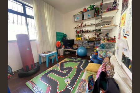 Apartamento à venda com 140m², 4 quartos e 2 vagas Apartamento à venda com 140m², 4 quartos e 2 vagasQuarto 3