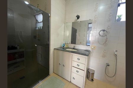 Apartamento à venda com 140m², 4 quartos e 2 vagas Apartamento à venda com 140m², 4 quartos e 2 vagasSuíte