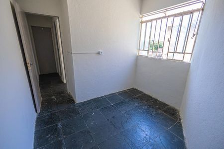 quarto 1 de casa para alugar com 2 quartos, 70m² em Planalto, Belo Horizonte