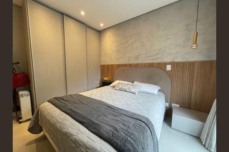 Apartamento à venda com 184m², 3 quartos e 3 vagas Apartamento à venda com 184m², 3 quartos e 3 vagasSuíte