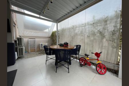 Apartamento à venda com 184m², 3 quartos e 3 vagas Apartamento à venda com 184m², 3 quartos e 3 vagasVaranda Sala