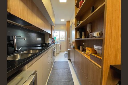 Apartamento à venda com 184m², 3 quartos e 3 vagas Apartamento à venda com 184m², 3 quartos e 3 vagasCozinha