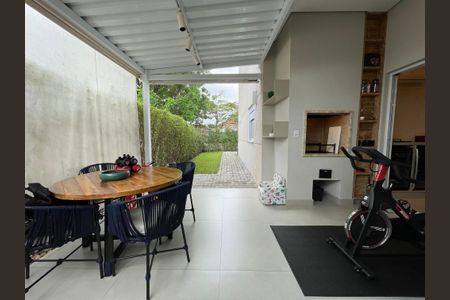 Apartamento à venda com 184m², 3 quartos e 3 vagas Apartamento à venda com 184m², 3 quartos e 3 vagasVaranda Sala