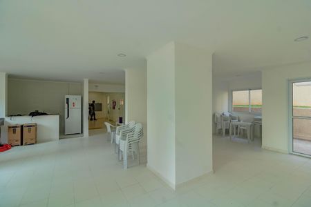 Apartamento à venda com 33m², 2 quartos e sem vagaÁrea comum