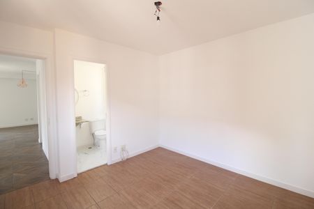 Suíte de apartamento para alugar com 2 quartos, 180m² em Jardim Umuarama, São Paulo