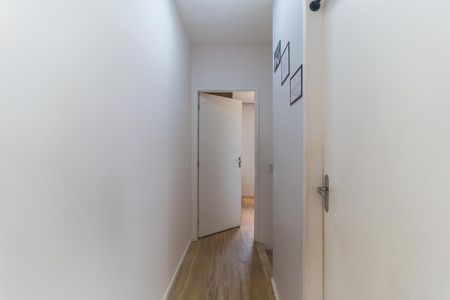 Casa de condomínio para alugar com 75m², 2 quartos e 1 vaga Casa de condomínio para alugar com 75m², 2 quartos e 1 vagaCorredor