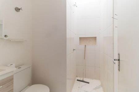 Casa de condomínio para alugar com 75m², 2 quartos e 1 vaga Casa de condomínio para alugar com 75m², 2 quartos e 1 vagaBanheiro