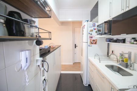 Apartamento à venda com 74m², 3 quartos e 1 vaga Apartamento à venda com 74m², 3 quartos e 1 vagaCozinha