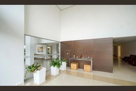 Apartamento à venda com 74m², 3 quartos e 1 vaga Apartamento à venda com 74m², 3 quartos e 1 vagaÁrea comum - Hall