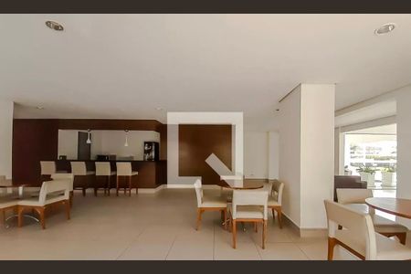 Apartamento à venda com 74m², 3 quartos e 1 vaga Apartamento à venda com 74m², 3 quartos e 1 vagaÁrea comum - Salão de festas