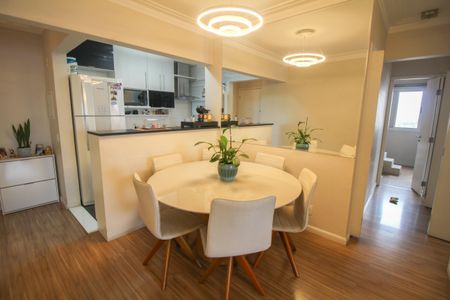 Apartamento à venda com 74m², 3 quartos e 1 vaga Apartamento à venda com 74m², 3 quartos e 1 vagaSala