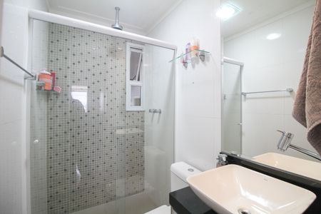 Apartamento à venda com 74m², 3 quartos e 1 vaga Apartamento à venda com 74m², 3 quartos e 1 vagaBanheiro