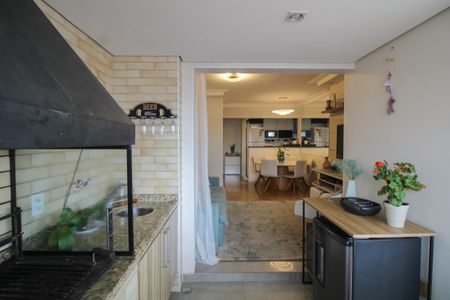 Apartamento à venda com 74m², 3 quartos e 1 vaga Apartamento à venda com 74m², 3 quartos e 1 vagaVaranda da Sala