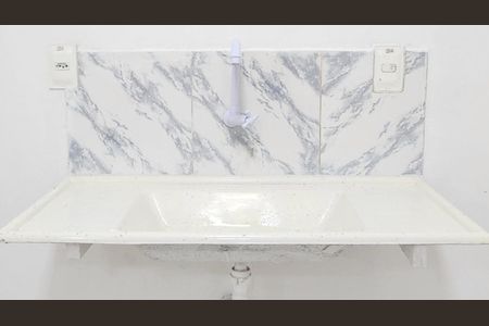 Cozinha de kitnet/studio para alugar com 1 quarto, 27m² em Boca do Rio, Salvador