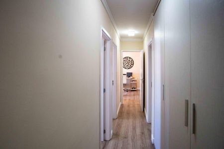 Apartamento à venda com 78m², 3 quartos e 1 vagaCorredor