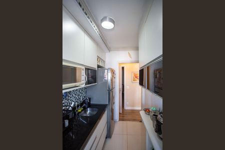 Apartamento à venda com 78m², 3 quartos e 1 vagaÁrea de Serviço