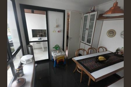 Apartamento à venda com 4 quartos, 162m² em Indianópolis, São Paulo