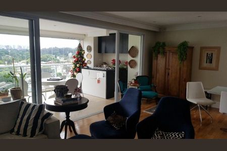 Apartamento à venda com 3 quartos, 203m² em Itaim Bibi, São Paulo