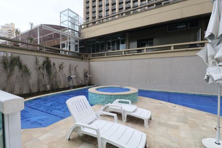 Apartamento para alugar com 160m², 4 quartos e 2 vagasÁrea comum - Piscina