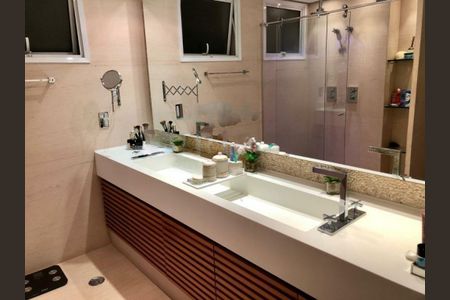 Apartamento à venda com 375m², 4 quartos e 5 vagas
