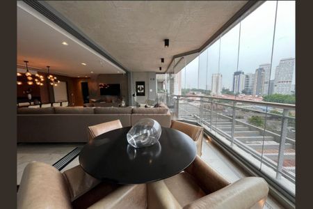 Apartamento à venda com 3 quartos, 197m² em Jardim das Acacias, São Paulo
