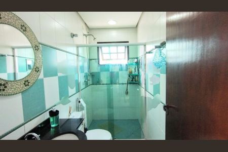 Casa à venda com 3 quartos, 200m² em Jardim Jabaquara, São Paulo