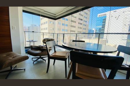 Apartamento à venda com 1 quarto, 52m² em Vila Nova Conceição, São Paulo