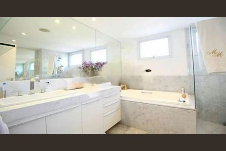 Apartamento à venda com 4 quartos, 375m² em Campo Belo, São Paulo