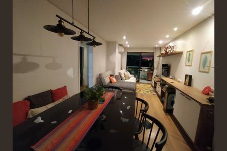 Apartamento à venda com 2 quartos, 75m² em C Moncoes, São Paulo