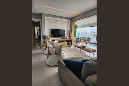 Apartamento à venda com 2 quartos, 100m² em Campo Belo, São Paulo