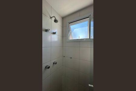 Apartamento à venda com 70m², 2 quartos e 2 vagasBanheiro Social