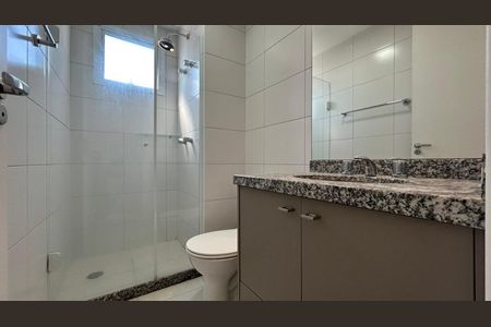 Apartamento à venda com 70m², 2 quartos e 2 vagasBanheiro da Suíte