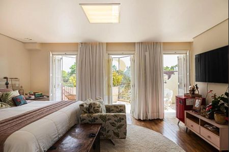 Casa à venda com 423m², 4 quartos e 4 vagas