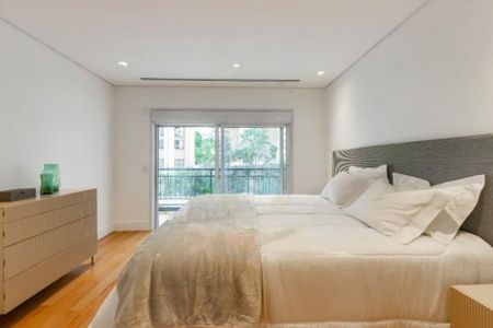 Apartamento à venda com 275m², 4 quartos e 5 vagas