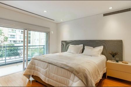 Apartamento à venda com 275m², 4 quartos e 5 vagas