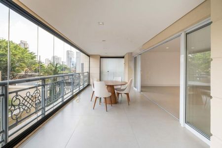 Apartamento à venda com 456m², 4 quartos e 5 vagas