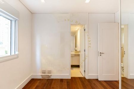 Apartamento à venda com 456m², 4 quartos e 5 vagas