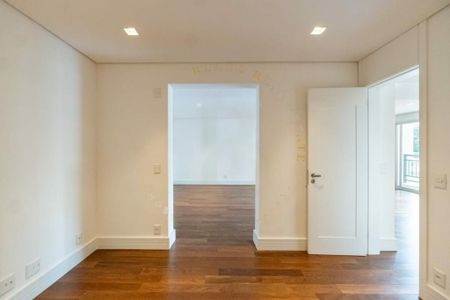 Apartamento à venda com 456m², 4 quartos e 5 vagas