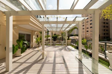 Apartamento à venda com 456m², 4 quartos e 5 vagas