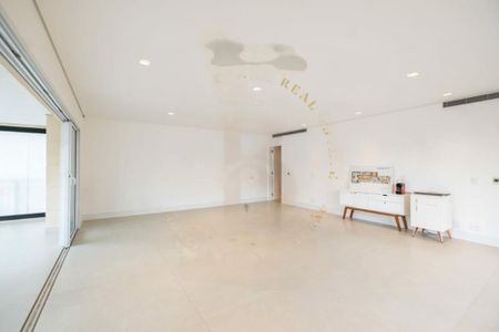 Apartamento à venda com 456m², 4 quartos e 5 vagas