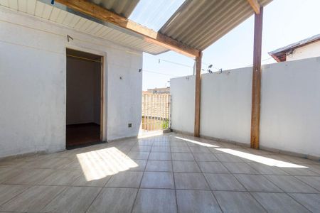Casa à venda com 125m², 3 quartos e 2 vagas Casa à venda com 125m², 3 quartos e 2 vagasTerraço
