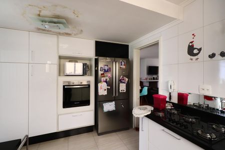 Casa de condomínio à venda com 187m², 3 quartos e 4 vagasCozinha