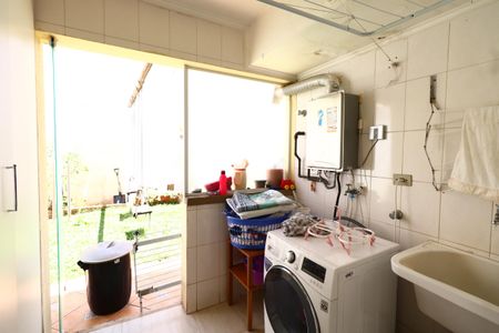 Casa de condomínio à venda com 187m², 3 quartos e 4 vagasÁrea de Serviço