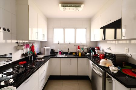 Casa de condomínio à venda com 187m², 3 quartos e 4 vagasCozinha